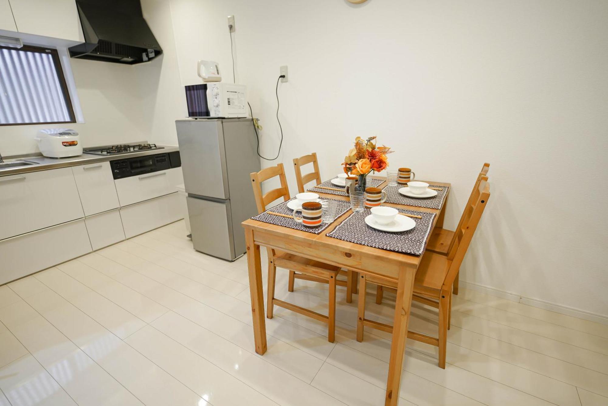 Tsuruhashi 10ppl House 3min-sta 6min-nambausj Mozhaihua 度假居 *